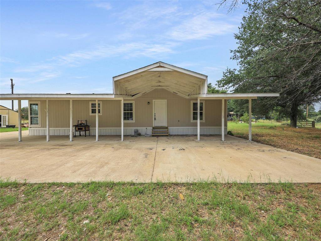 Rosser, TX 75157,106 Main Street #A