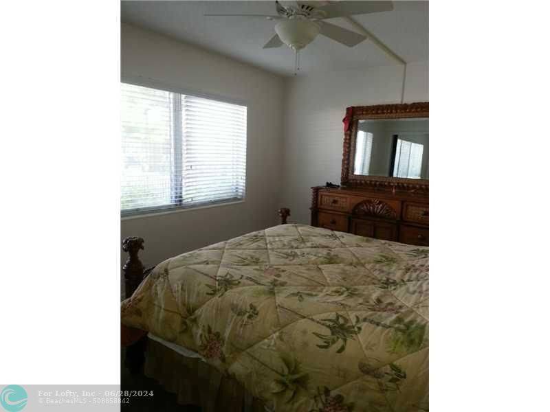 Lauderdale By The Sea, FL 33308,223 Marine Ct  #103