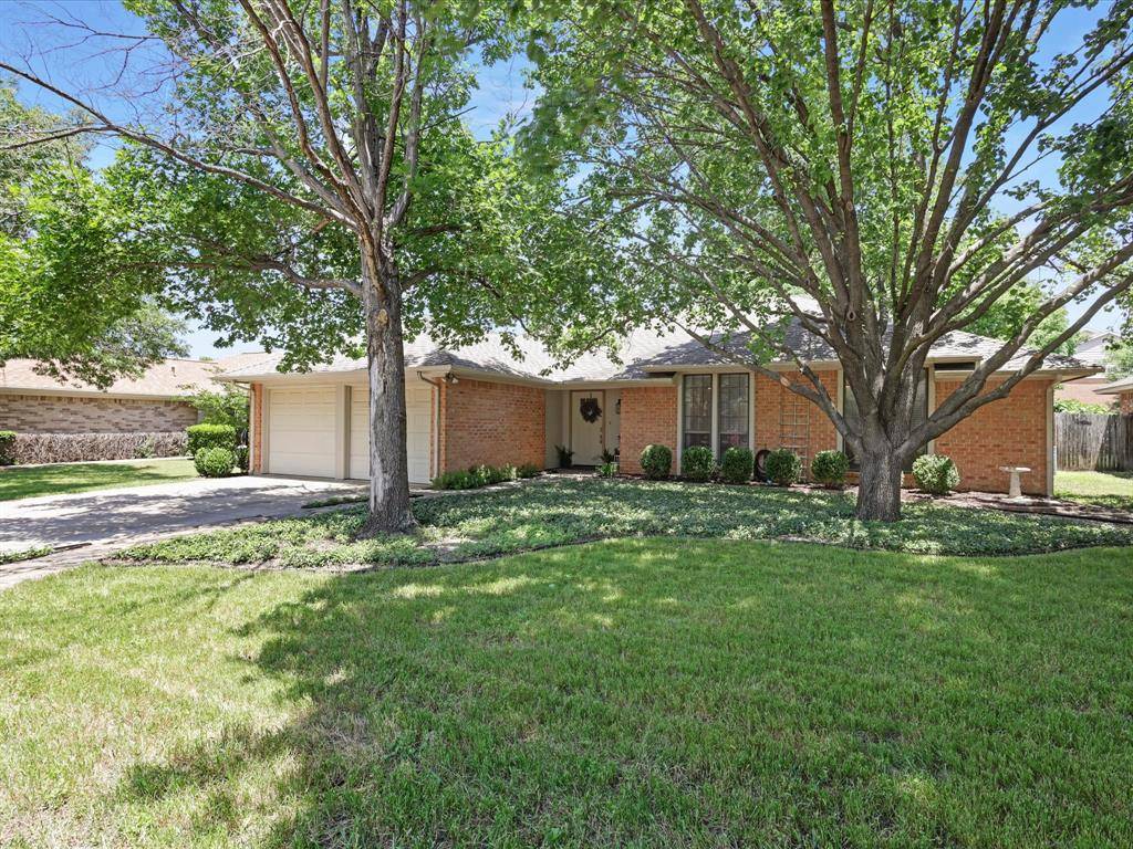 Fort Worth, TX 76133,7505 Pear Tree Lane