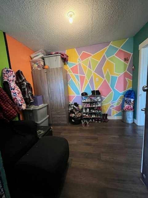 Taber, AB T1G 1M2,5002 54 AVE