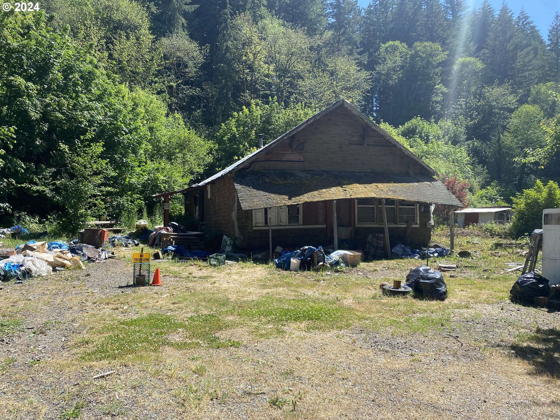 Dorena, OR 97434,39636 ROW RIVER RD