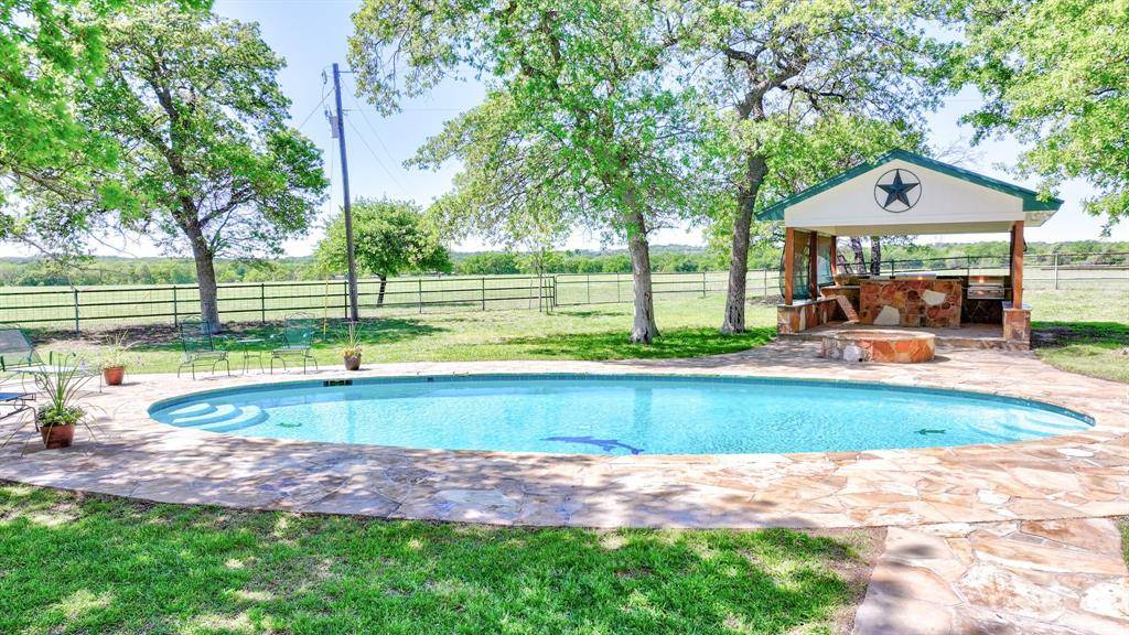 Lipan, TX 76462,301 Private Road 1613