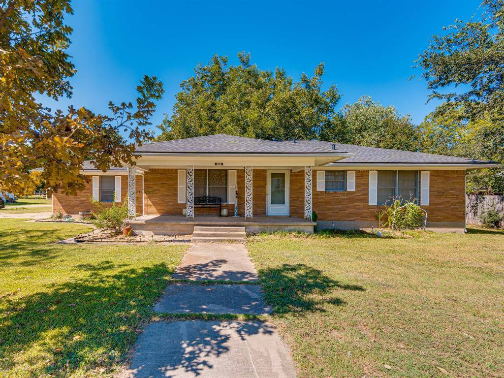 Milford, TX 76670,404 S Main