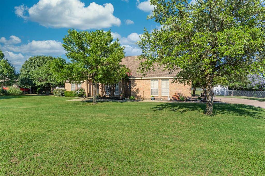 Rhome, TX 76078,167 Saddlebrook Court