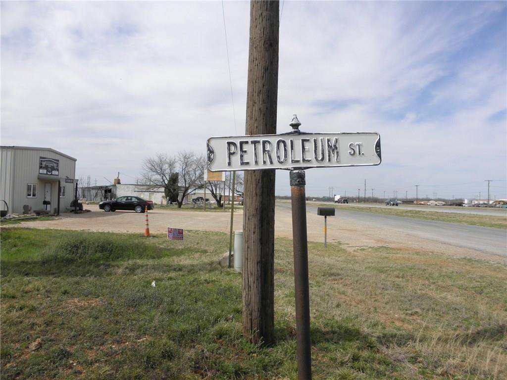 Abilene, TX 79601,7996 US Highway 277 N