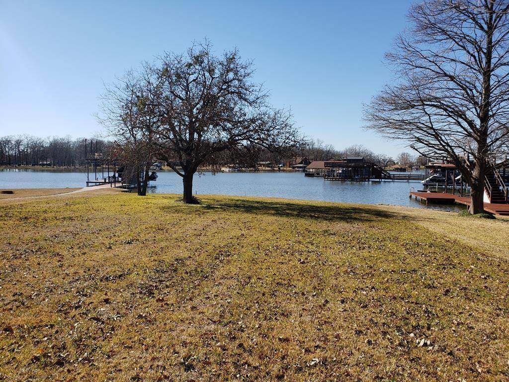 Trinidad, TX 75163,544 Arrowwood Beach Road