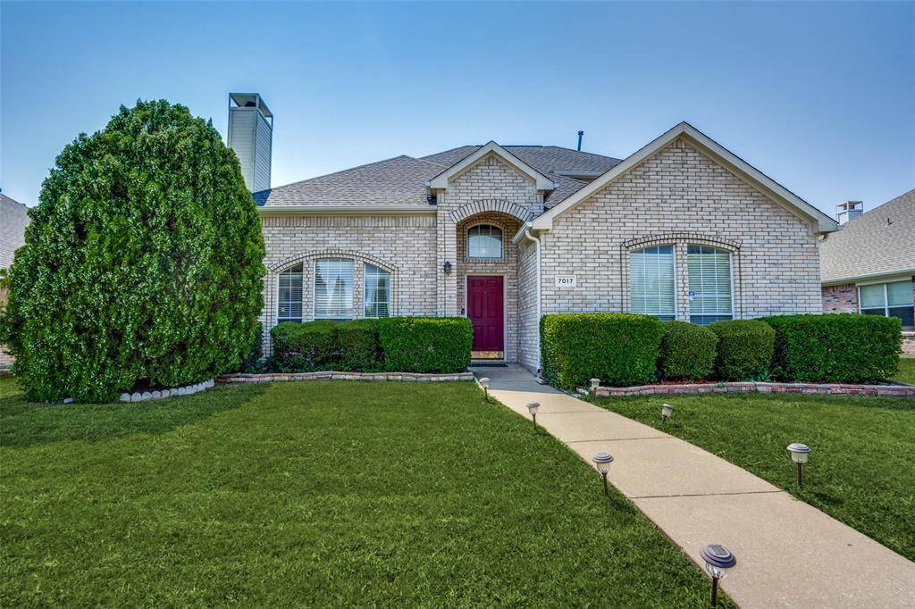 Plano, TX 75025,7017 Fallkirk Drive