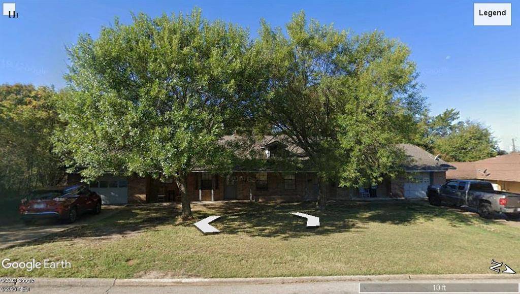 Ennis, TX 75119,1003 N Clay Street