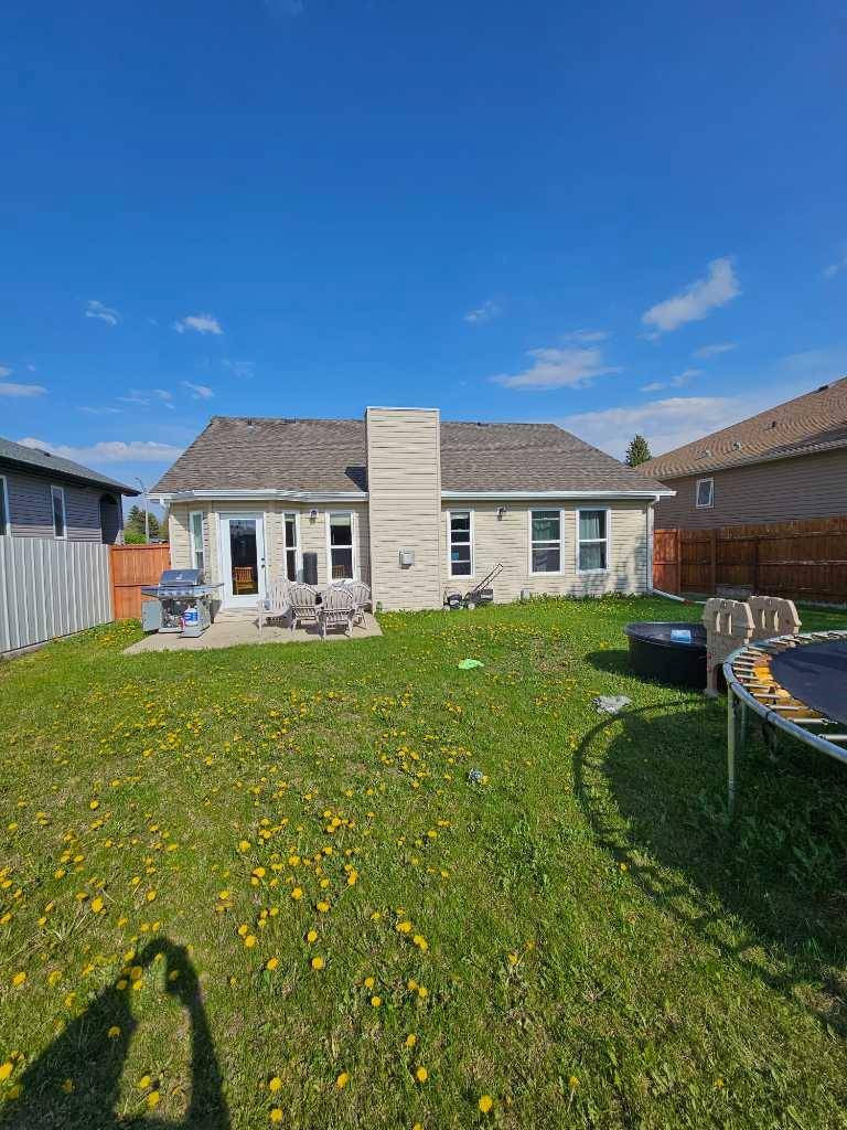 Coaldale, AB T1M1J4,2124 25 ST