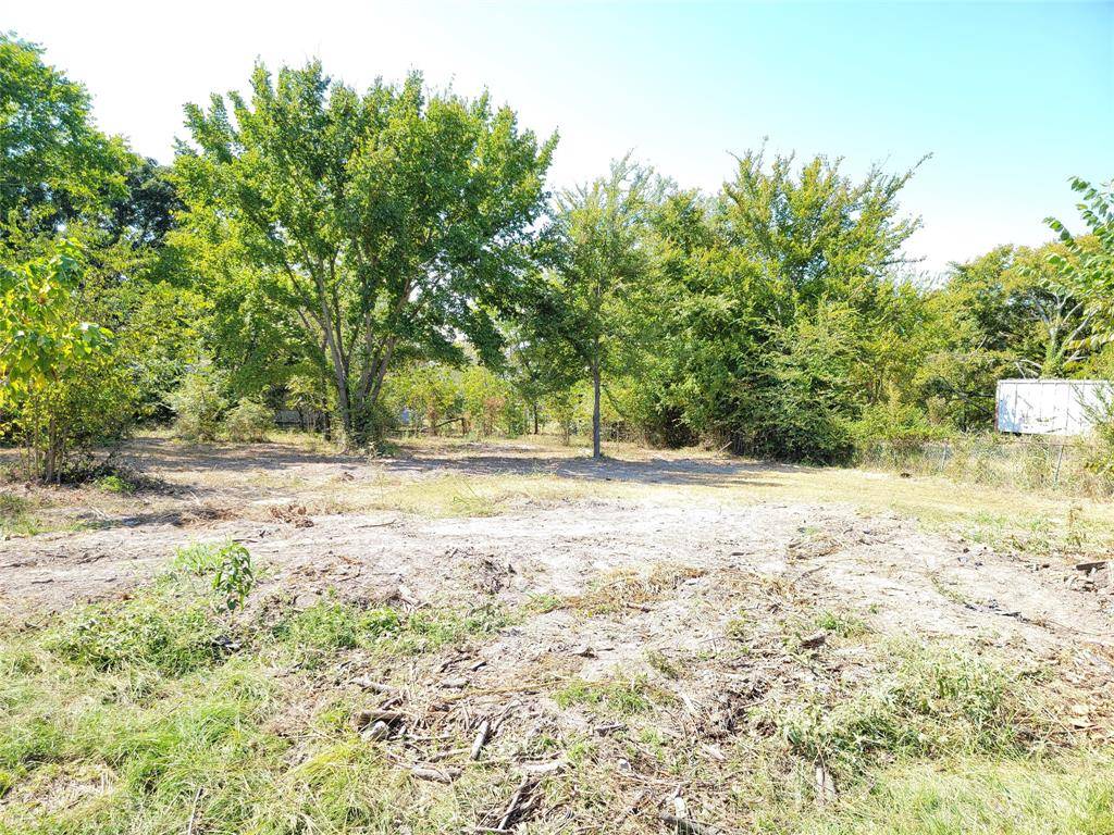 West Tawakoni, TX 75474,913 Redoak Drive