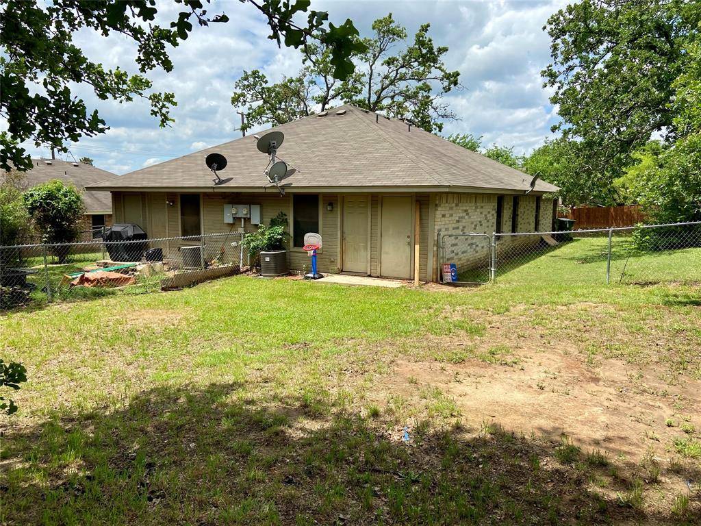 Springtown, TX 76082,302 Avenue E