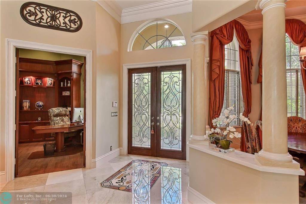 Weston, FL 33327,125 Dockside Cir