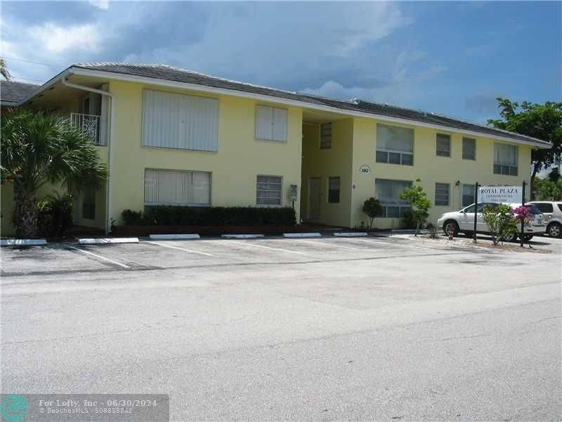 Fort Lauderdale, FL 33306,2864 NE 32nd St  ##6