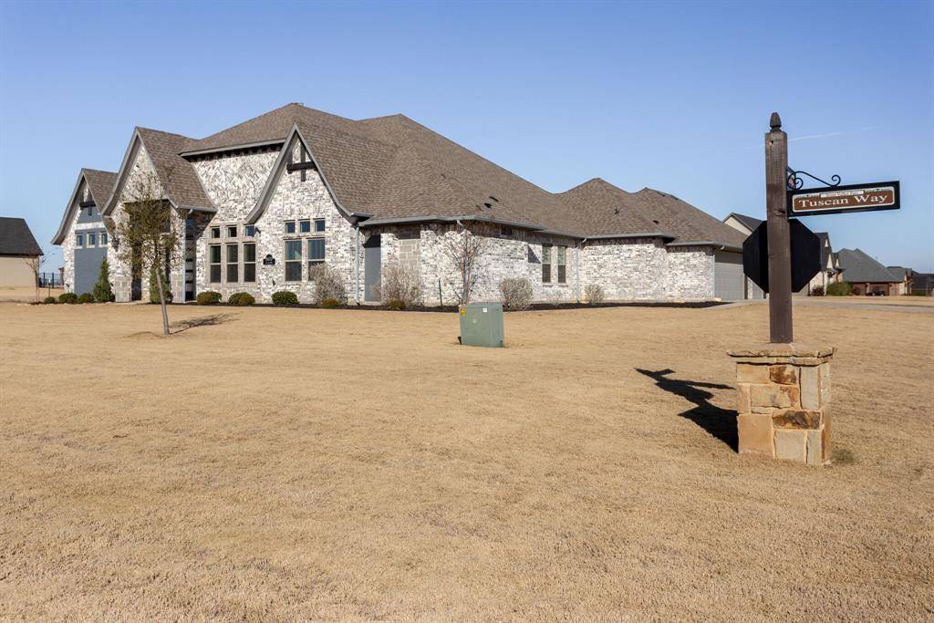 Godley, TX 76044,8600 Tuscan Way