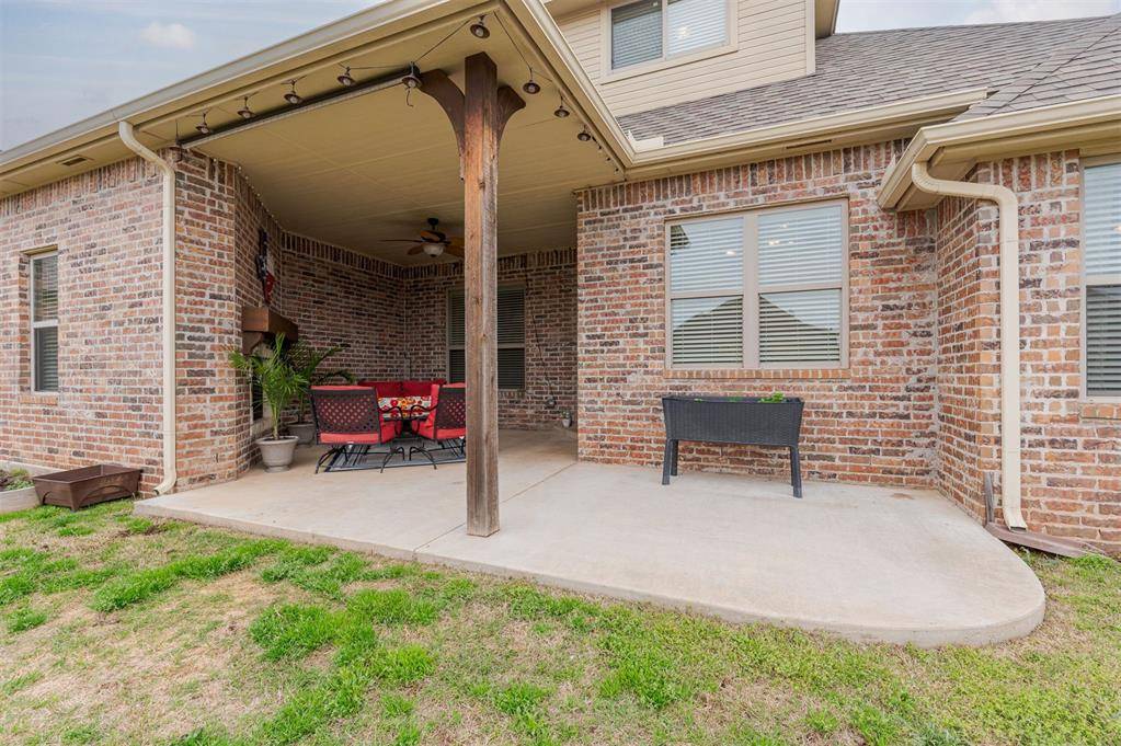 Moore, OK 73160,1319 Ladera Circle