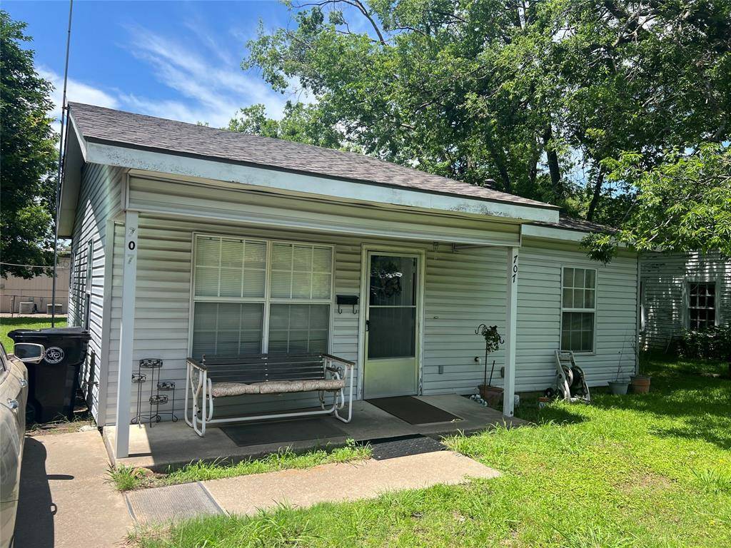 Wills Point, TX 75169,707 N 3rd Street