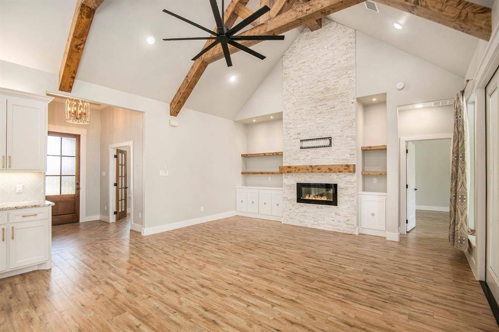 Azle, TX 76020,3037 Fossil Oaks Drive