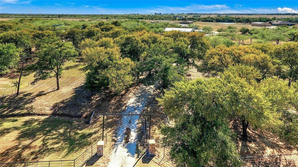 Howe, TX 75459,878 SWINDLE