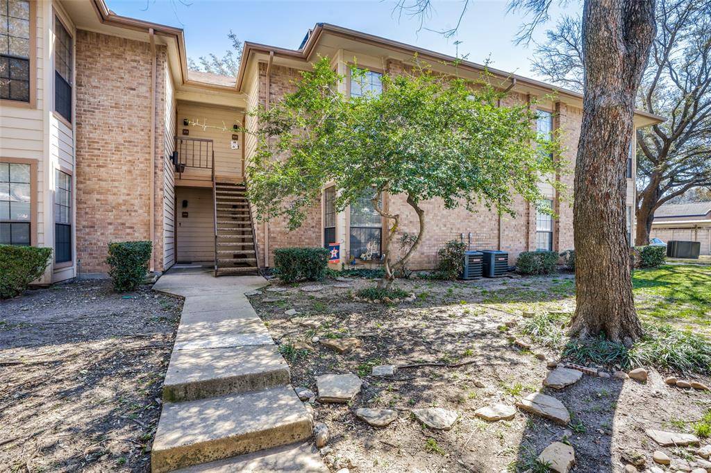 Addison, TX 75001,16301 Ledgemont Lane #114