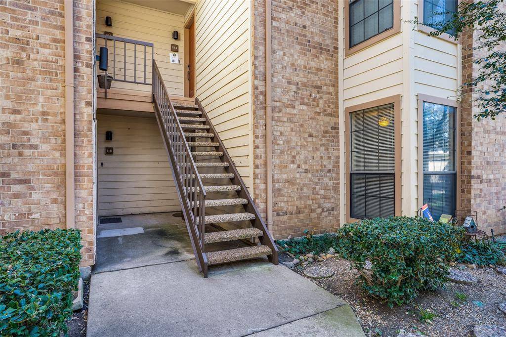 Addison, TX 75001,16301 Ledgemont Lane #114