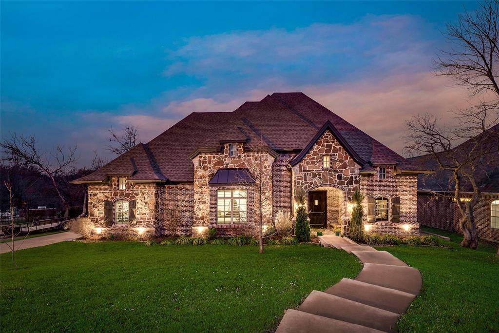 Rowlett, TX 75088,5013 Lake Forest Drive