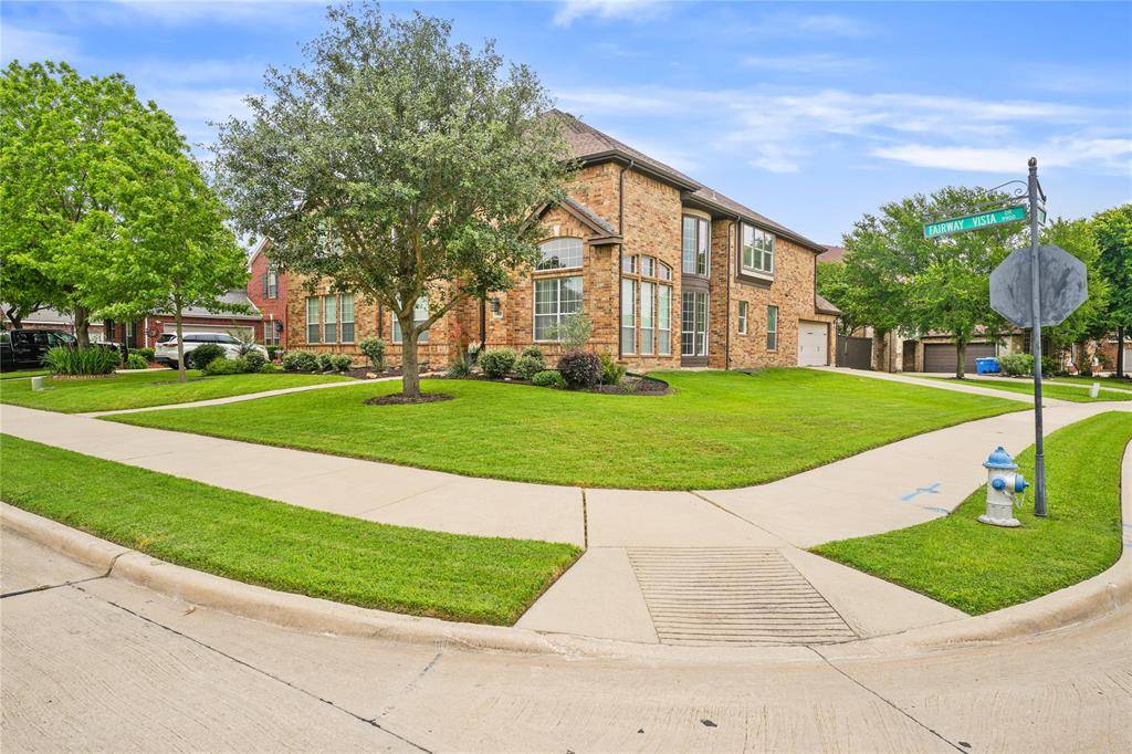 Rowlett, TX 75089,9810 Fairway Vista Drive