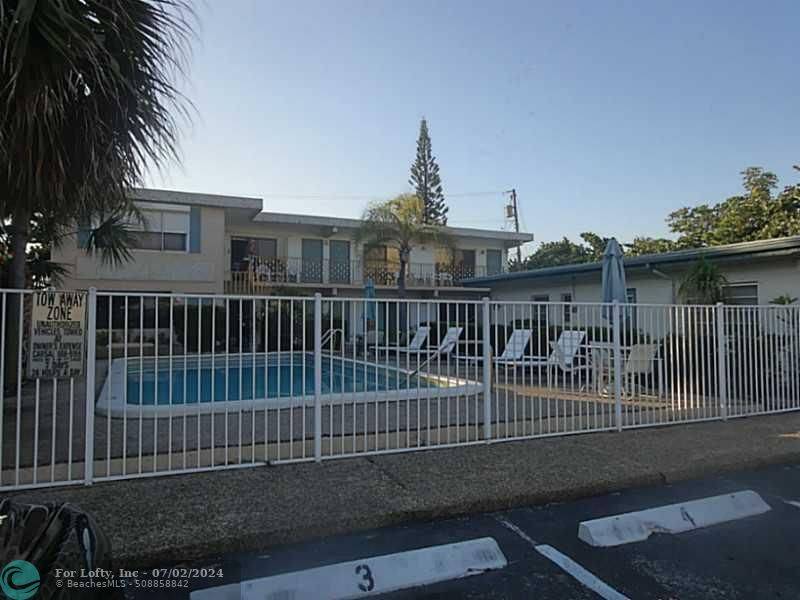 Lauderdale By The Sea, FL 33308,4629 El Mar Dr  #2