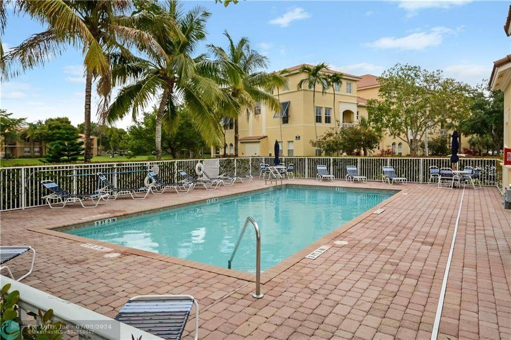 Plantation, FL 33324,130 Jacaranda Country Club Dr  #55