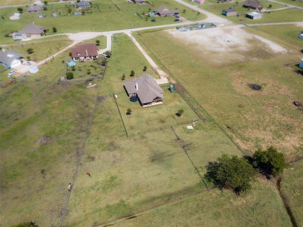 Ponder, TX 76259,111 Petes Court