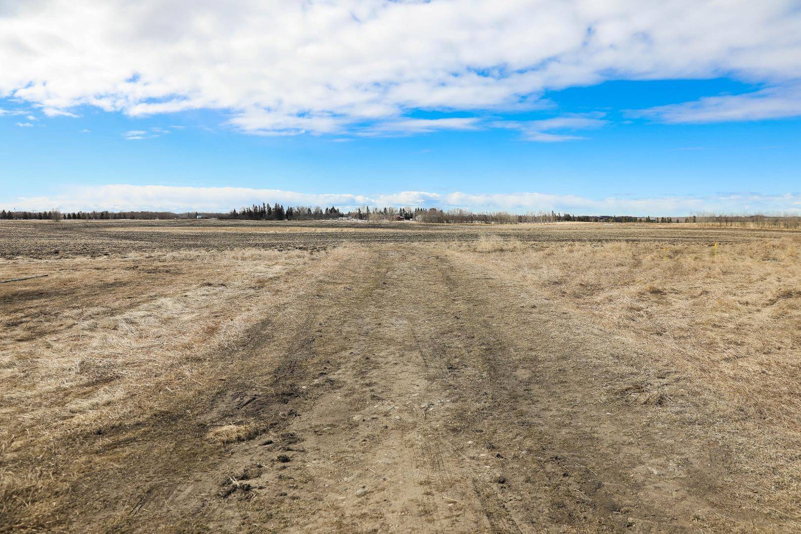 Rural Red Deer County, AB T4E 2E1,28163 Township Road 374 #63