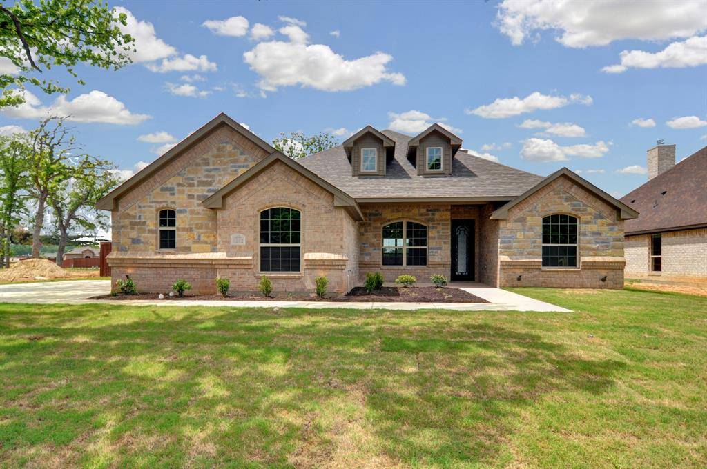 Azle, TX 76020,1212 Oak Harbor Boulevard