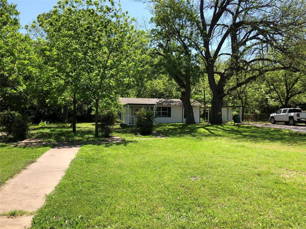 Hamilton, TX 76531,604 S Pecan