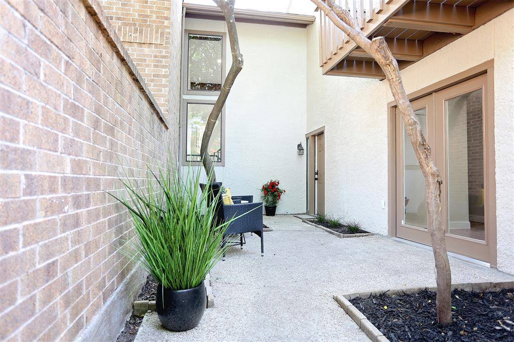 Dallas, TX 75248,6406 Cedar Hollow Drive