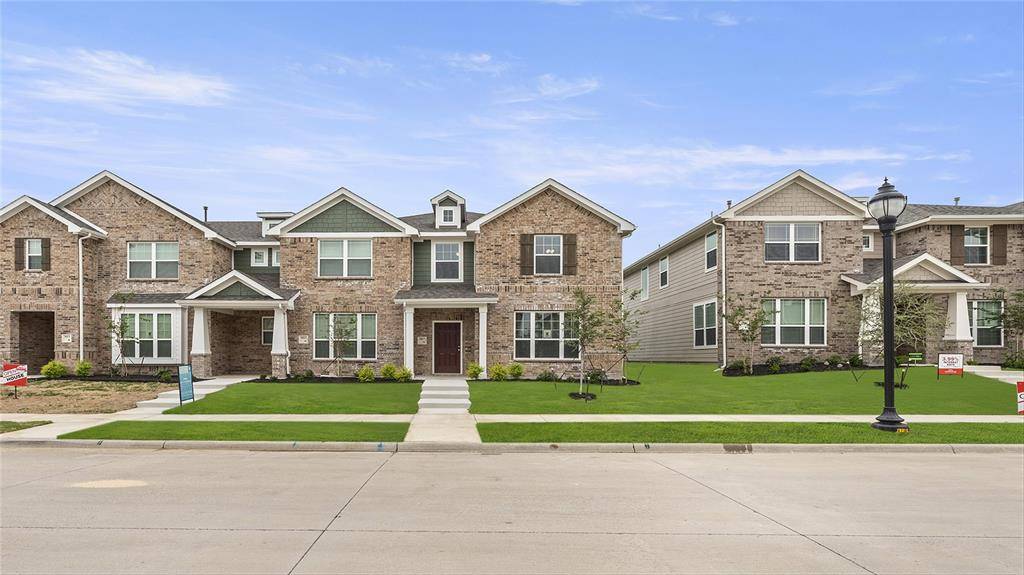 Crandall, TX 75114,3017 Willow Wood Court #10