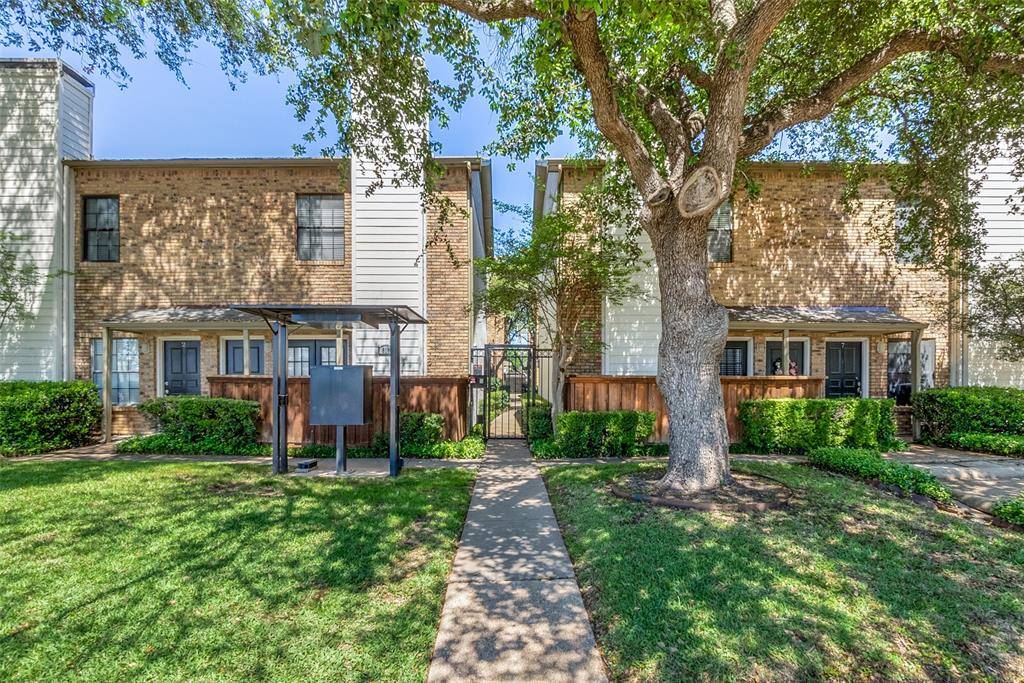 Dallas, TX 75214,6123 Oram Street #3