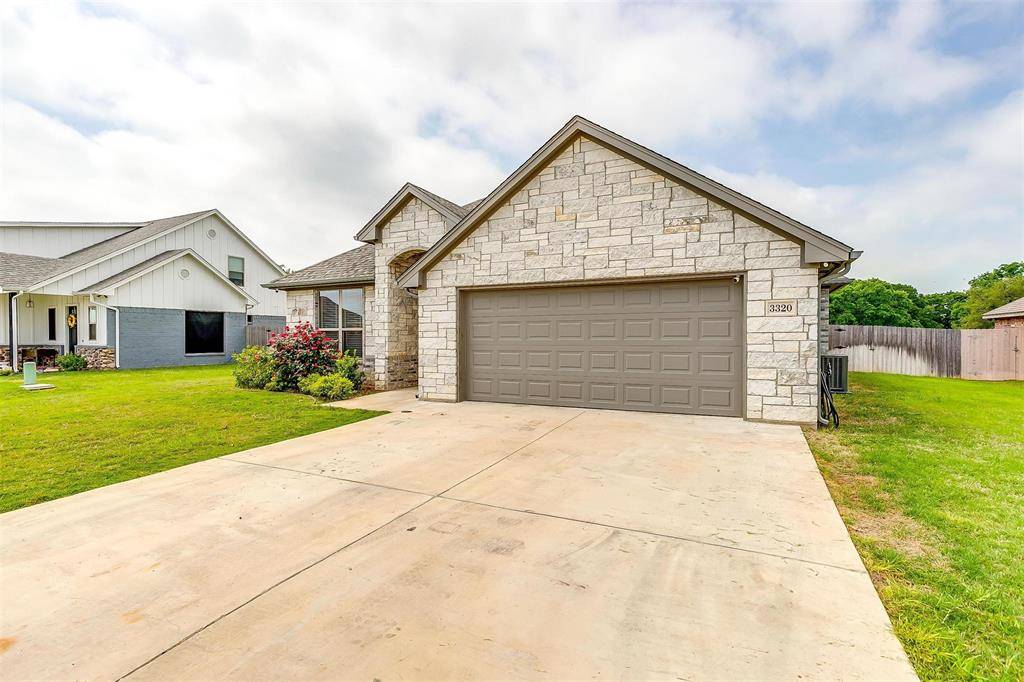 Granbury, TX 76049,3320 WINDCREST Drive