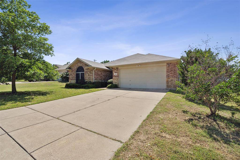 Weatherford, TX 76085,209 Wellington Trail