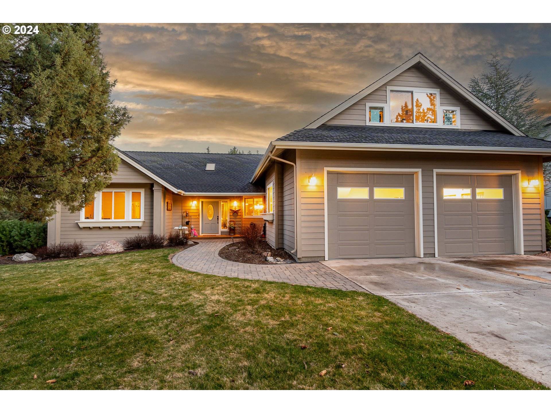 Redmond, OR 97756,8830 MERLIN DR