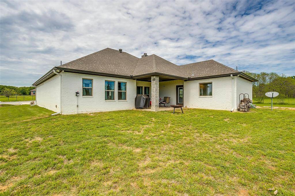 Weatherford, TX 76087,100 Captain Lane