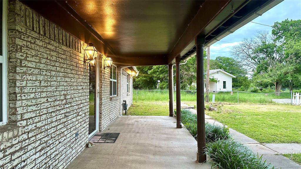 Cleburne, TX 76031,305 Beech Street