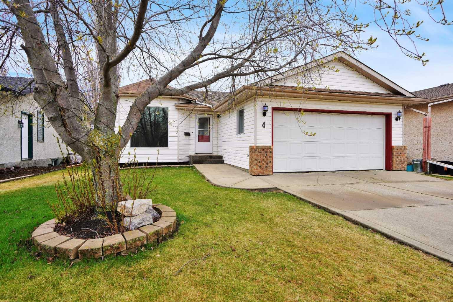 Sylvan Lake, AB T4S 1G2,4 Willow Springs CRES