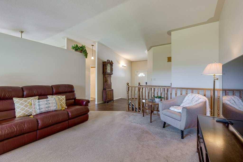 Red Deer, AB T4R 2K8,59 Anquetel ST