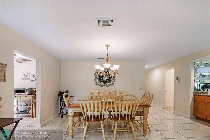 Boca Raton, FL 33433,8932 SW 22nd St  #A