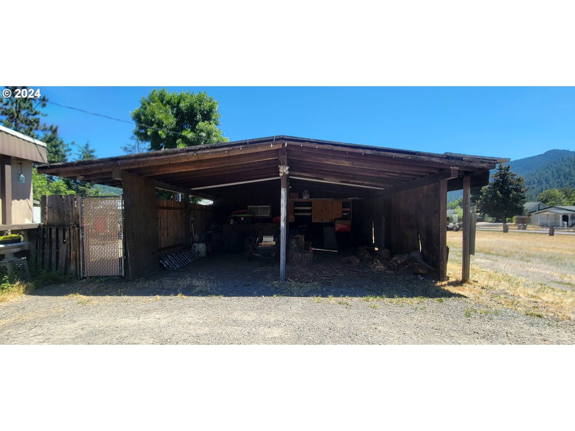 Oakridge, OR 97463,47541 HANSEN ST