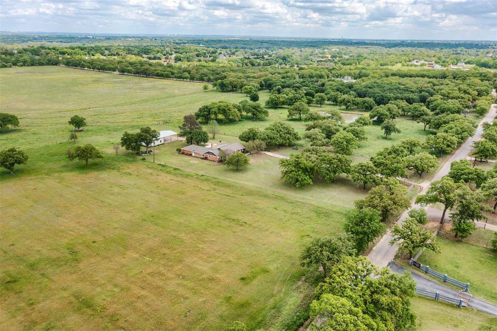 Burleson, TX 76028,8215 County Road 605A