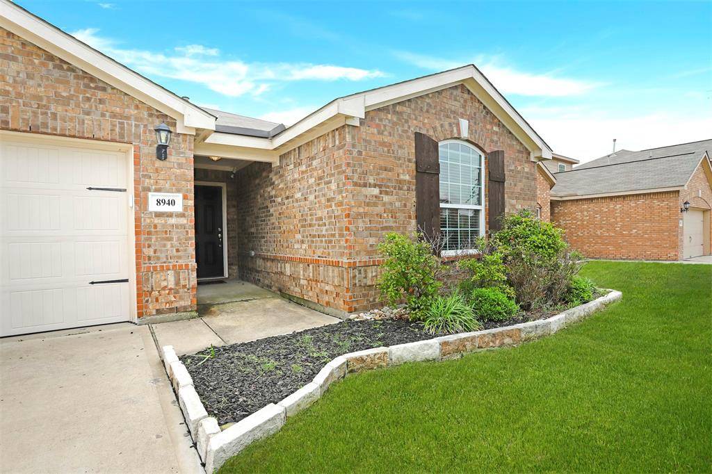 Forney, TX 75126,8940 Black Haw Street