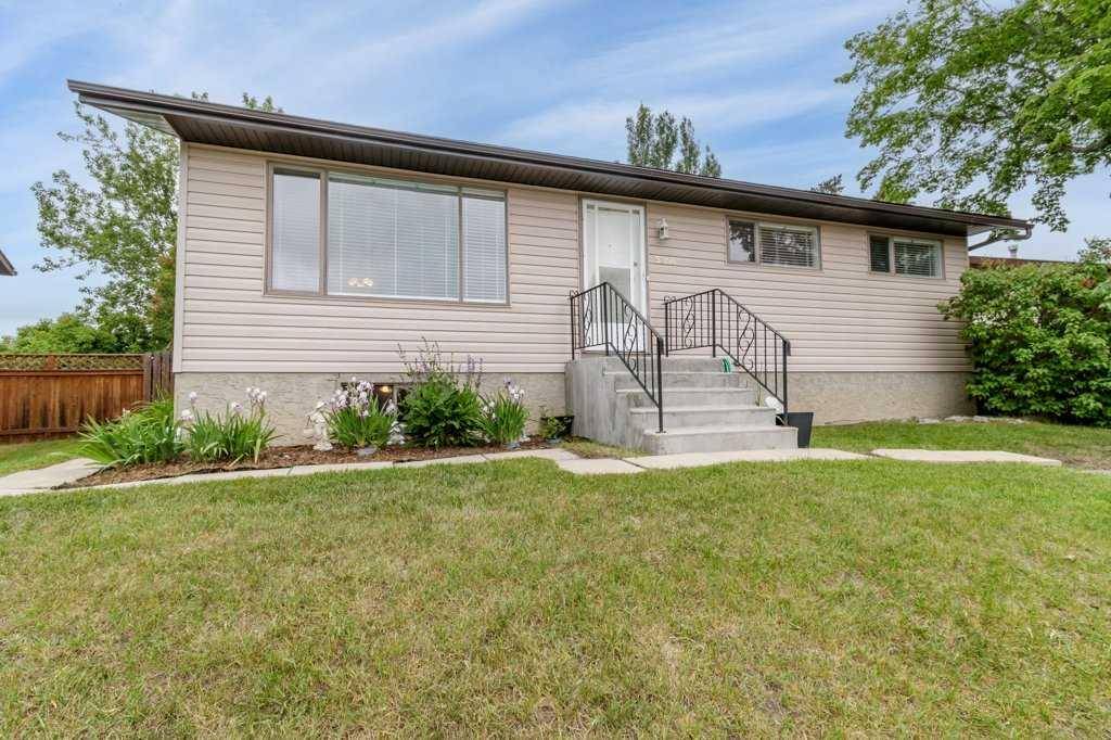 Innisfail, AB T4G 1E5,5360 37A ST