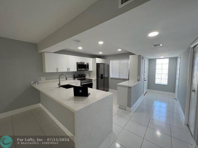 Weston, FL 33326,16411 Blatt Blvd  #204