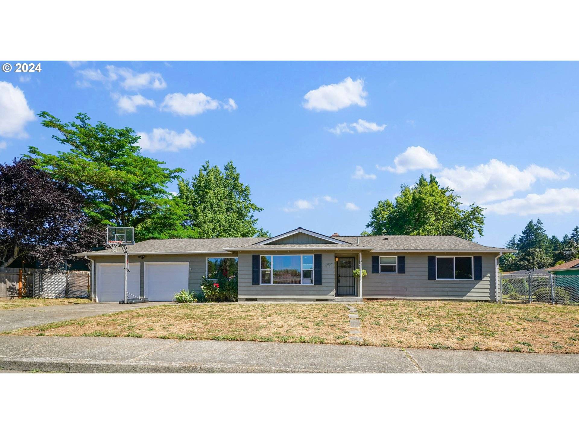 Salem, OR 97302,2037 JOSEPH ST S