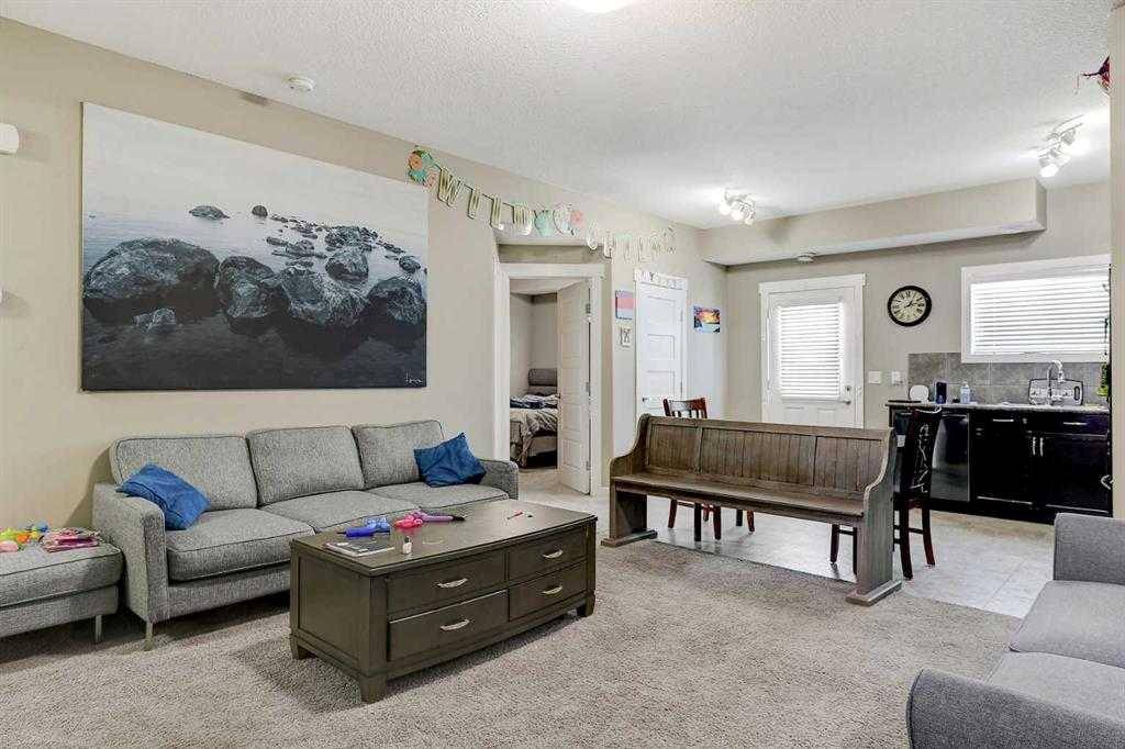 Grande Prairie, AB T8X 0N2,8857 96 AVE